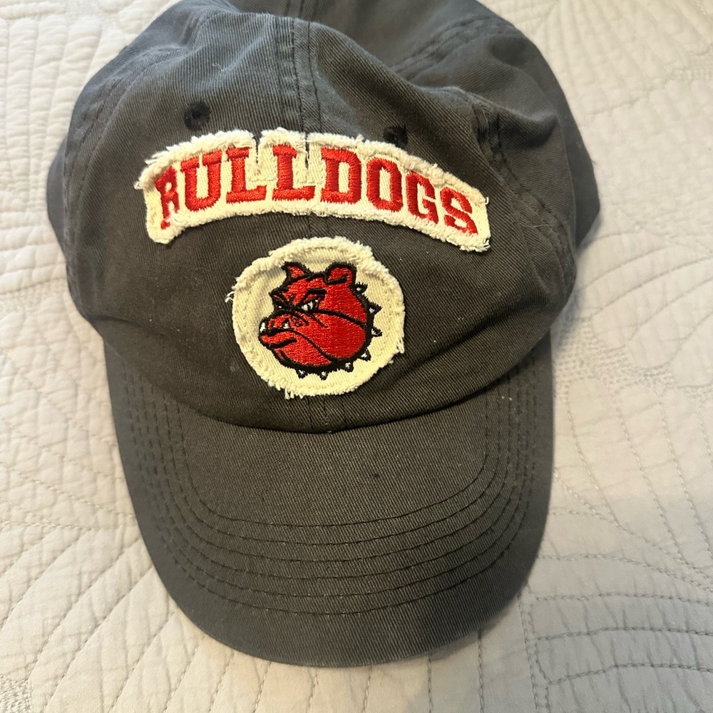 Bulldogs‎ Gray Baseball Cap Hat One Size Fits All College Sports